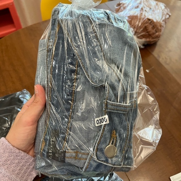 Anthropologie Juliette Patchwork Quilted Boyfriend Distressed Mid Rise Jeans 8 - Picture 15 of 15